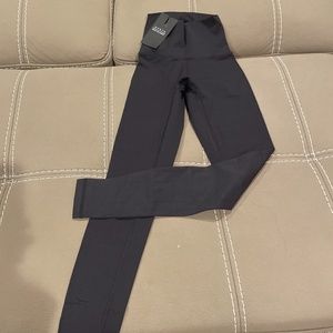 NVGTN Leggings NWT Black